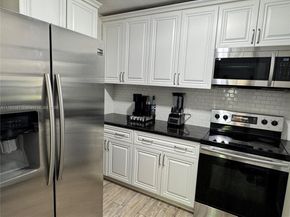2814 SW Natura Blvd A, Deerfield Beach FL 33441