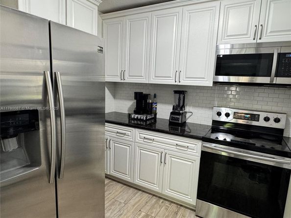 2814 SW Natura Blvd A, Deerfield Beach FL 33441