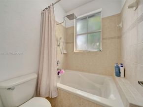 7855 NW 110th Ave, Doral FL 33178