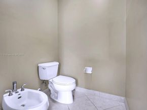 113 SW 128th Ave, Plantation FL 33325