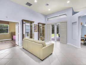 113 SW 128th Ave, Plantation FL 33325