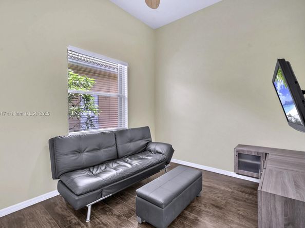 113 SW 128th Ave, Plantation FL 33325