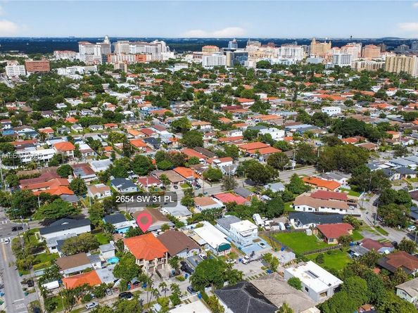 2654 SW 31st Pl 2654, Miami FL 33133