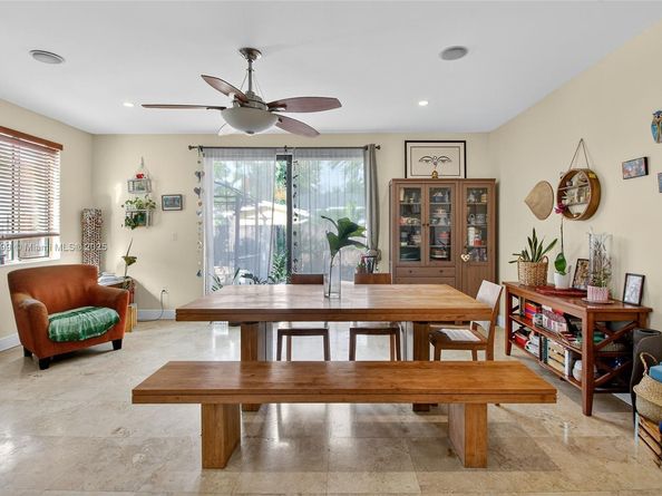 2654 SW 31st Pl 2654, Miami FL 33133