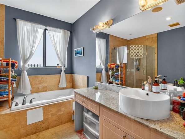 2654 SW 31st Pl 2654, Miami FL 33133
