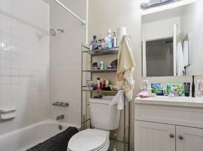 231 SW 8th Ct, Pompano Beach FL 33060