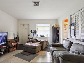 231 SW 8th Ct, Pompano Beach FL 33060