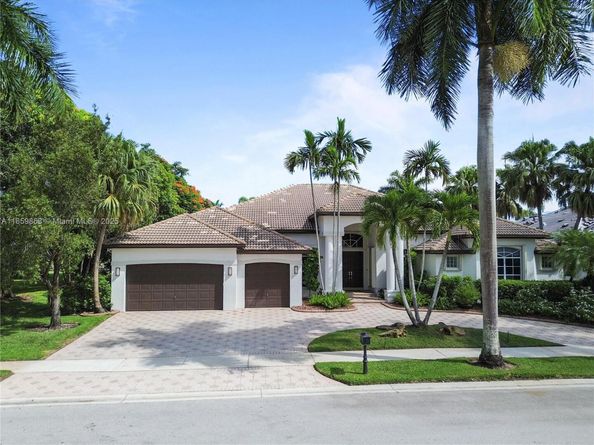 2514 Poinciana Dr, Weston FL 33327