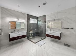 2514 Poinciana Dr, Weston FL 33327