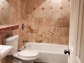 400 Kings Point Dr 421, Sunny Isles Beach FL 33160