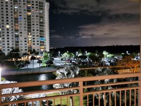 400 Kings Point Dr 421, Sunny Isles Beach FL 33160