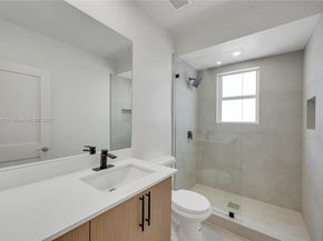 893 NE 81st St, Miami FL 33138