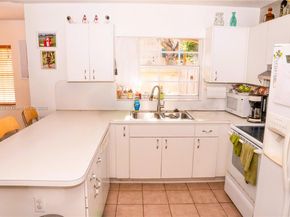 7081 SW 158th ct, Miami FL 33193