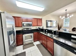 11403 NW 89th St 219, Doral FL 33178