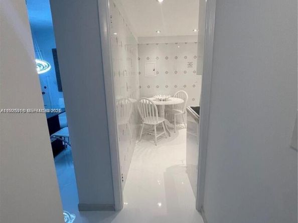 5555 Collins Ave 7T, Miami Beach FL 33140