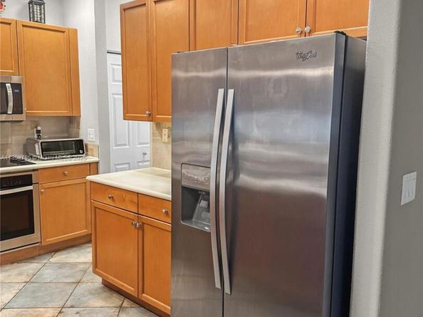 1462 Running Oak Ct, Royal Palm Beach FL 33411