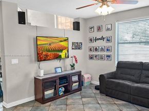 1462 Running Oak Ct, Royal Palm Beach FL 33411