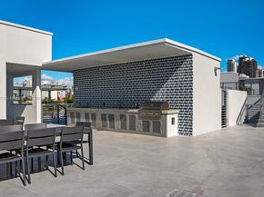 529 SW 11th St 203, Miami FL 33129
