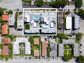 529 SW 11th St 203, Miami FL 33129