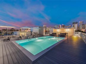 529 SW 11th St 203, Miami FL 33129