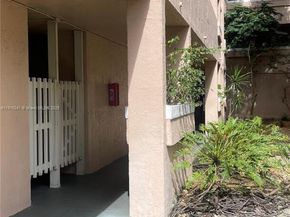 6800 Cypress Road 103, Plantation FL 33317