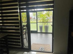 6800 Cypress Road 103, Plantation FL 33317