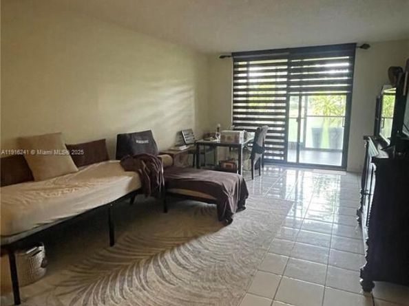 6800 Cypress Road 103, Plantation FL 33317