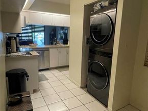 6800 Cypress Road 103, Plantation FL 33317