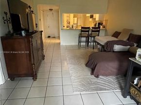 6800 Cypress Road 103, Plantation FL 33317