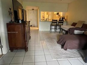 6800 Cypress Road 103, Plantation FL 33317