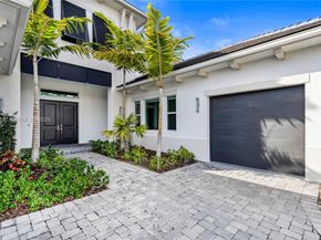 9281 Coral Isles Cir, Palm Beach Gardens FL 33412