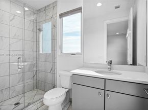 9281 Coral Isles Cir, Palm Beach Gardens FL 33412