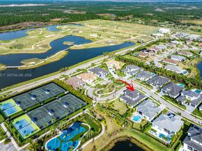 9281 Coral Isles Cir, Palm Beach Gardens FL 33412