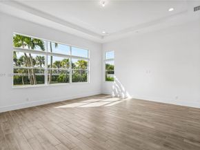 9281 Coral Isles Cir, Palm Beach Gardens FL 33412