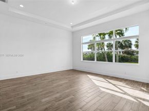 9281 Coral Isles Cir, Palm Beach Gardens FL 33412