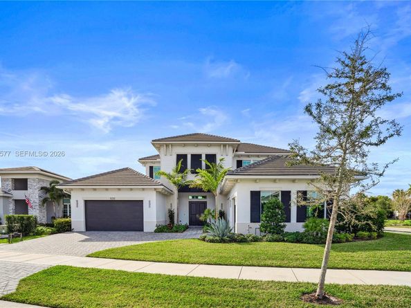 9281 Coral Isles Cir, Palm Beach Gardens FL 33412