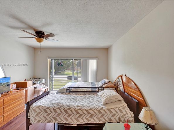 Undisclosed Address #A11823275, Hollywood FL 33021