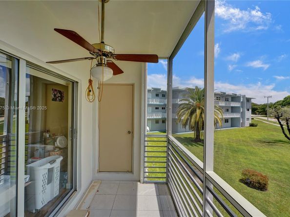 Undisclosed Address #A11823275, Hollywood FL 33021