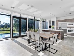 1009 NE 104th St, Miami Shores FL 33138