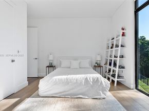 1009 NE 104th St, Miami Shores FL 33138