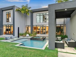 1009 NE 104th St, Miami Shores FL 33138