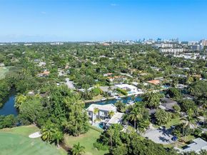 1009 NE 104th St, Miami Shores FL 33138