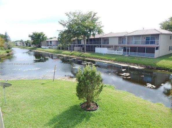 3266 NW 104th Ave 3266, Coral Springs FL 33065