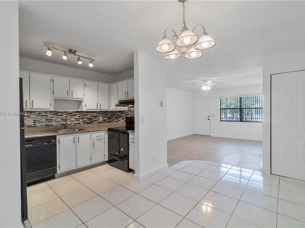 3266 NW 104th Ave 3266, Coral Springs FL 33065