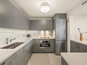 1775 Washington Ave 8F, Miami Beach FL 33139