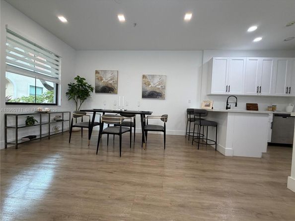 12621 NW 32nd Pl, Sunrise FL 33323