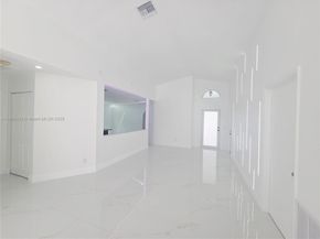 4490 SW 19th St, West Park FL 33023