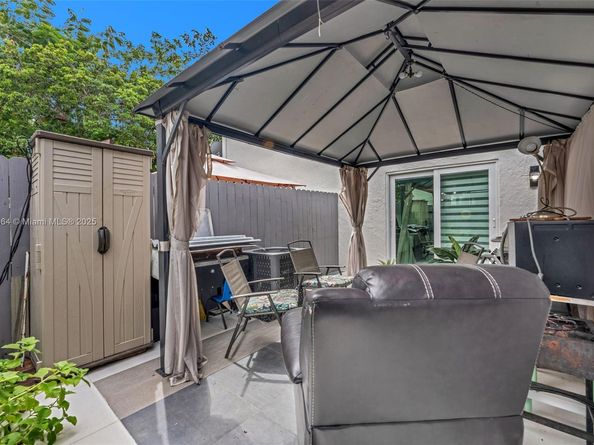 8109 SW 151st Ave 313, Miami FL 33193