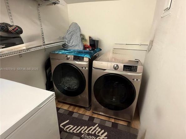 100 NE 171st Ter, Miami FL 33162