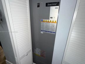 100 NE 171st Ter, Miami FL 33162